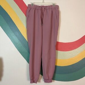 Lululemon On The Fly Joggers Pink Athletic Loungewear Size 6 Yoga Pants Casual